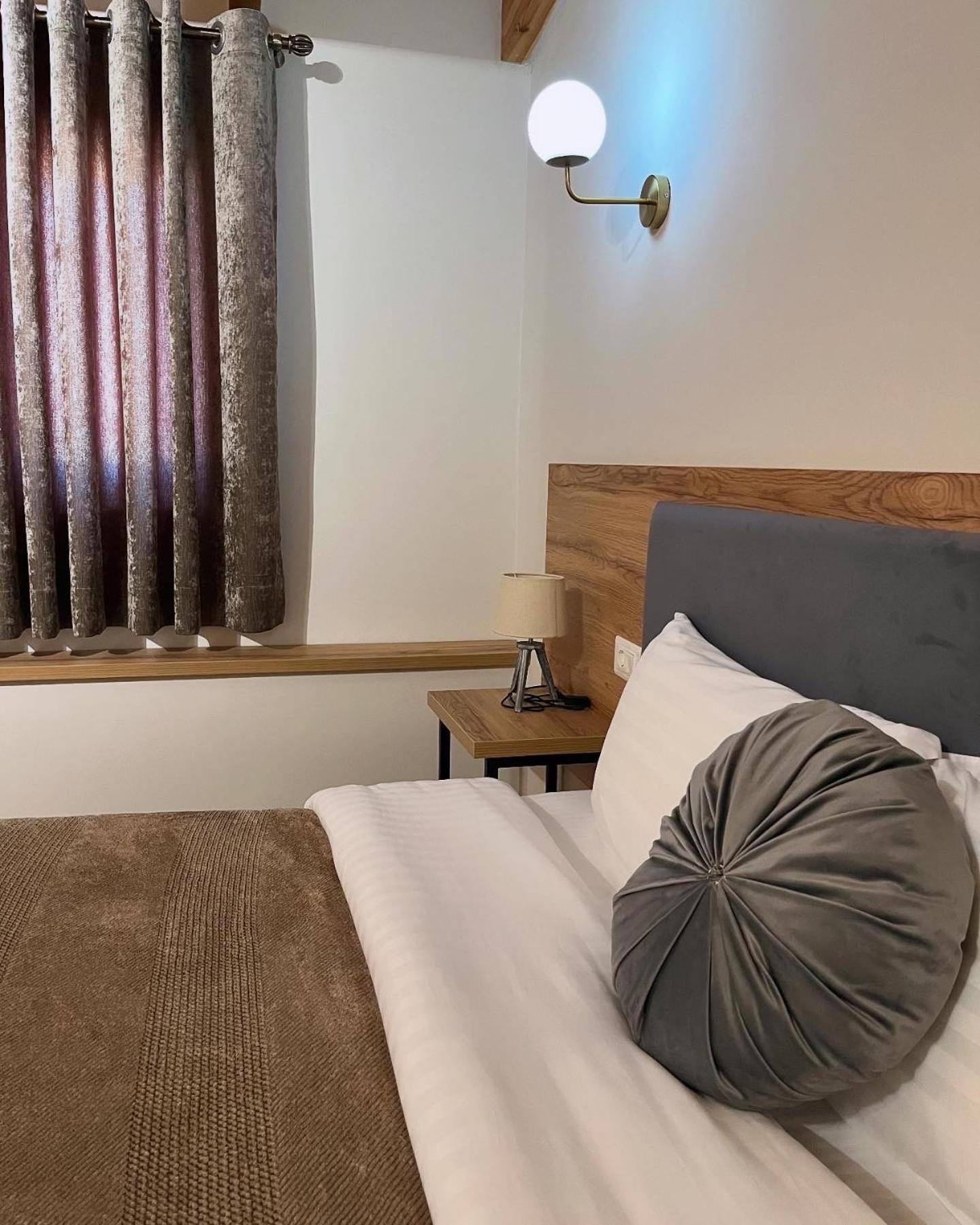 Mili Hotel Berat Zewnętrze zdjęcie